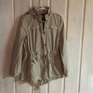 light anorak jacket